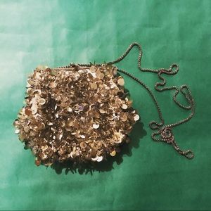 Sequin clutch